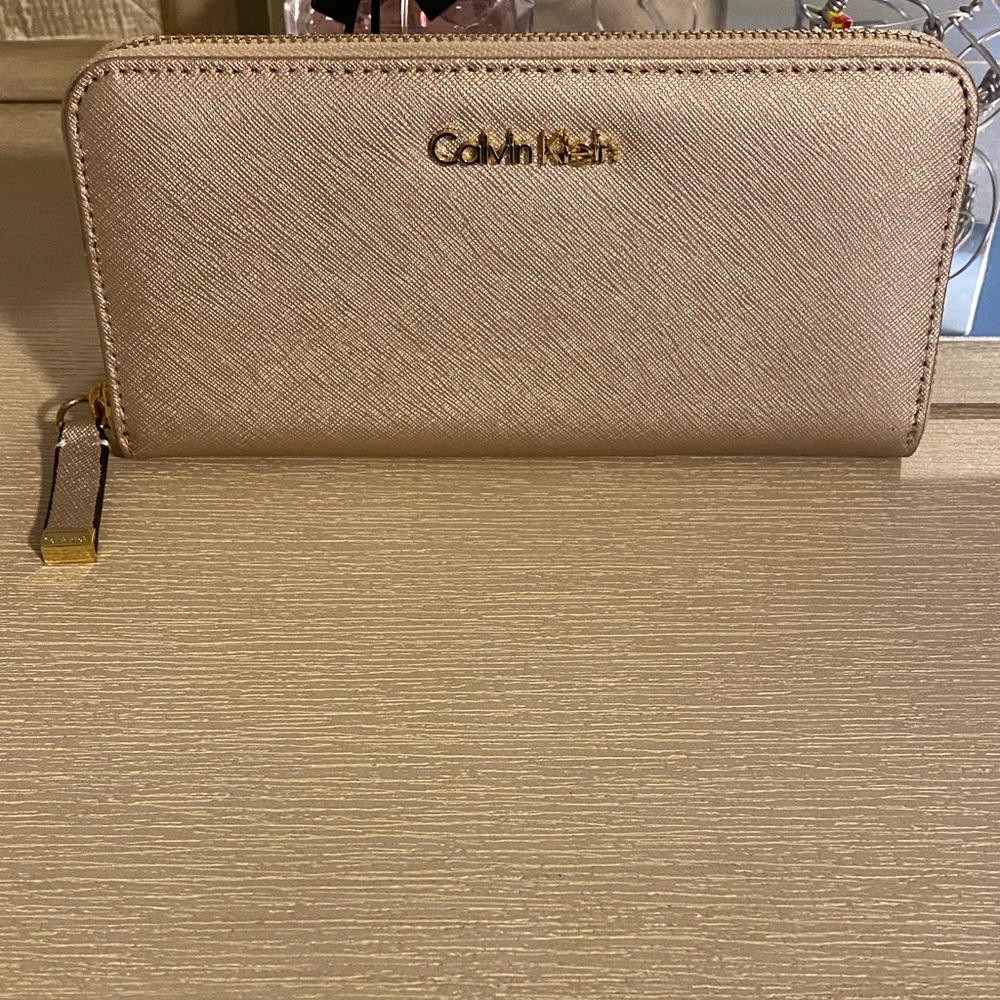 Calvin Klein Women's Beige Wallet